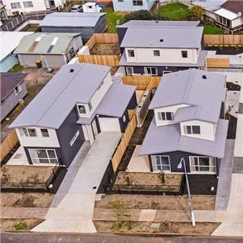 Biệt thự 4 phòng ngủ Sandwich Panel Prefab